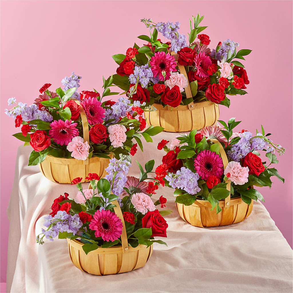 Pink Picnic Basket –  Netcong Village Florist, Netcong NJ